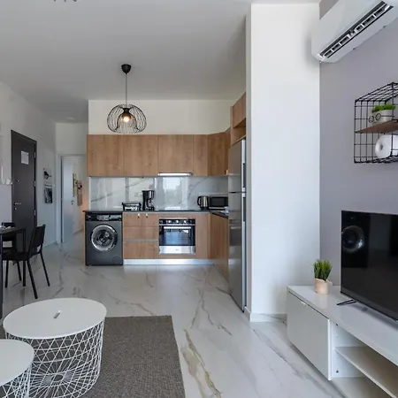 Yasou 1- Bedroom In Lägenhet *