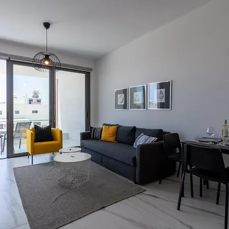 Lägenhet Yasou 1- Bedroom In Larnaca