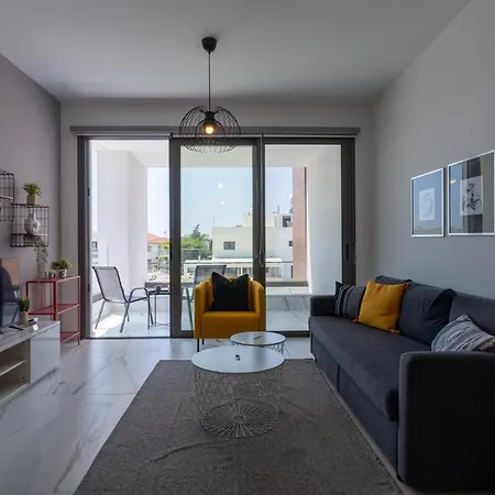 Yasou 1- Bedroom In Apartament