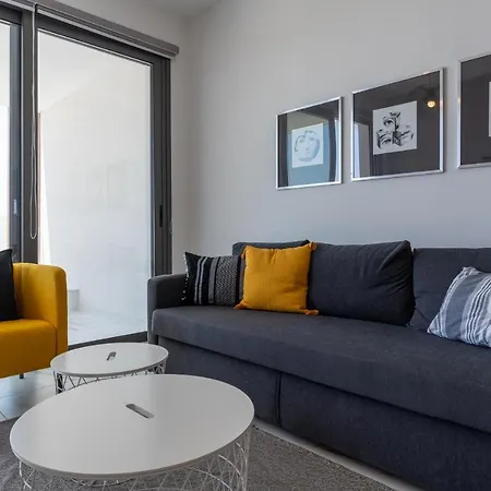 Yasou 1- Bedroom In Apartament