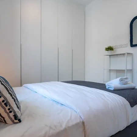 Yasou 1- Bedroom In Apartament *